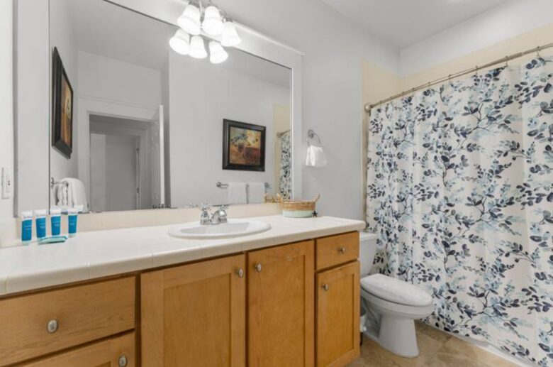 Magnolia Bay Retreat with Golf Course Views and Golf Cart - Miramar Beach, Florida