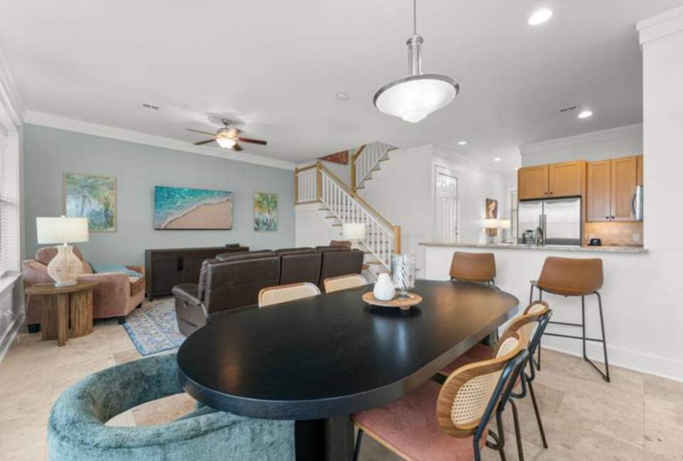 Magnolia Bay Retreat with Golf Course Views and Golf Cart - Miramar Beach, Florida
