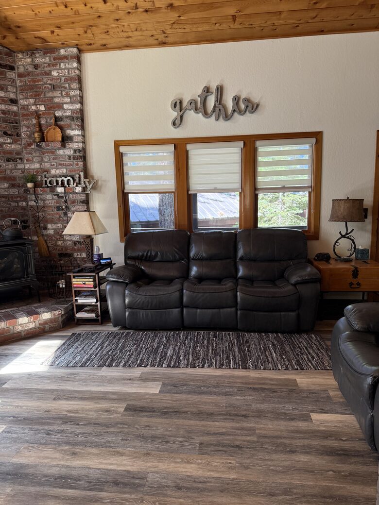 Tahoe Donner Cabin with Pine Forest Views and Trail Access - Truckee, California