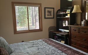 Tahoe Donner Cabin with Pine Forest Views and Trail Access - Truckee, California
