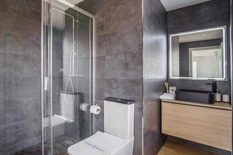 Puerto Banús Contemporary Villa - Puerto Banus, Marbella, Spain