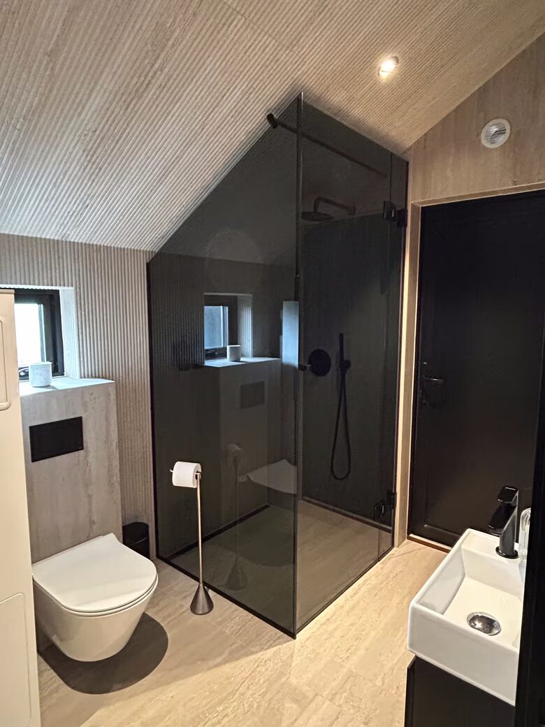 Modern Icelandic House in the Golden Circle - Selfoss, Iceland