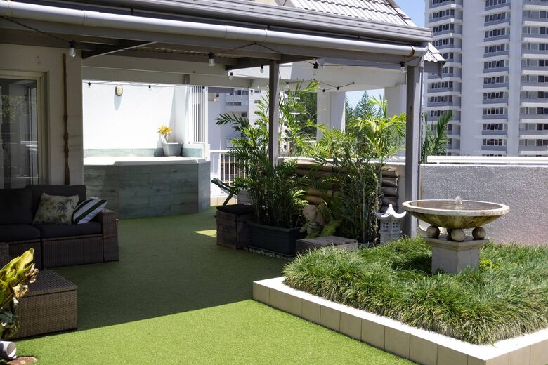 Rainbow Sky Terrace with Ocean Views and Private Rooftop Spa - Gold Coast, Australia