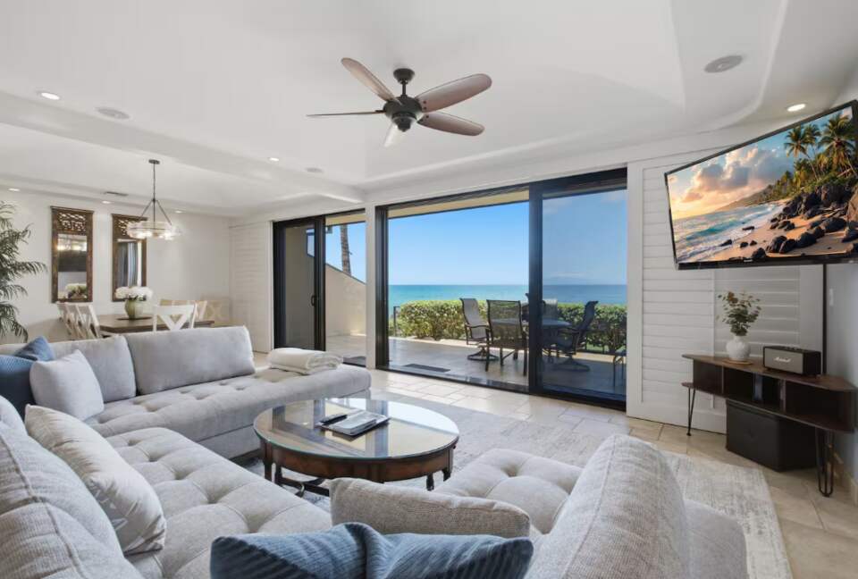 Makena Surf Oceanfront Residence with Private Lanai - Kihei, Hawaii
