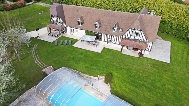 Seventeenth Century Norman Country House with Private Pool - Englesqueville-en-Auge, France