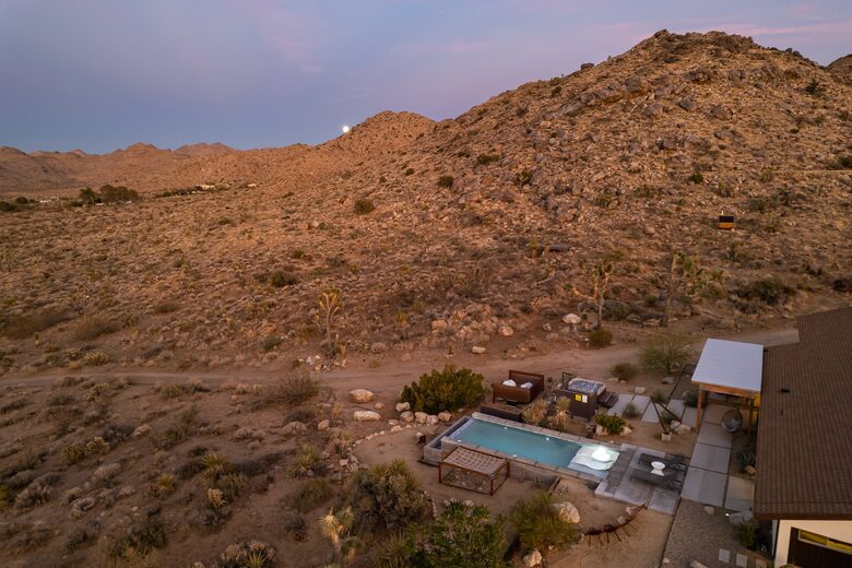 Secluded Joshua Tree Escape on Five Private Acres - Joshua Tree, California