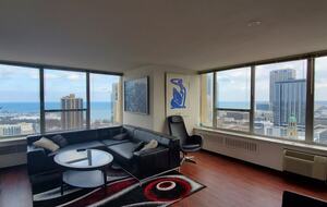 Downtown Milwaukee Escape Overlooking Lake Michigan - Milwaukee, Wisconsin