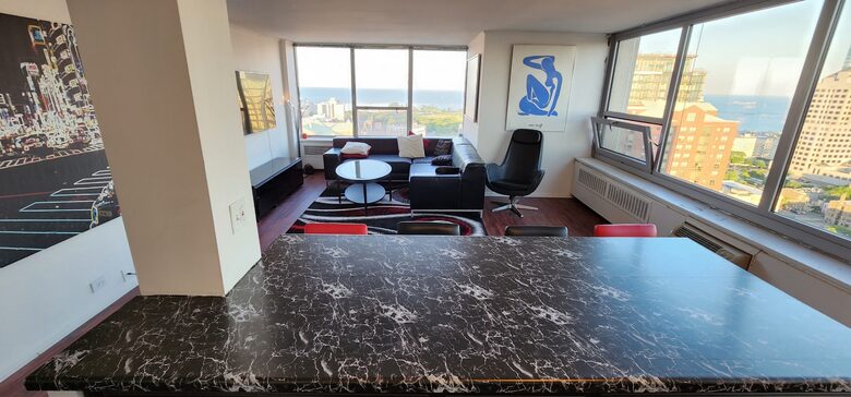 Downtown Milwaukee Escape Overlooking Lake Michigan - Milwaukee, Wisconsin