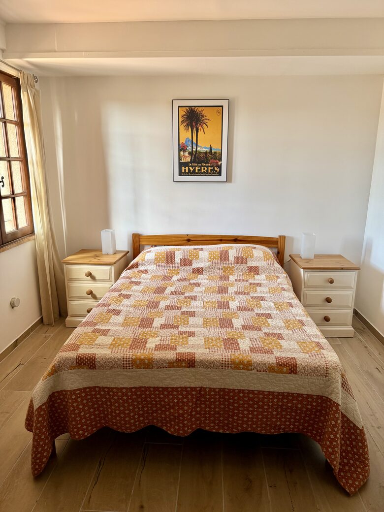 Provençal Vineyard Villa with Private Pool and Tennis Court - Vidauban, France