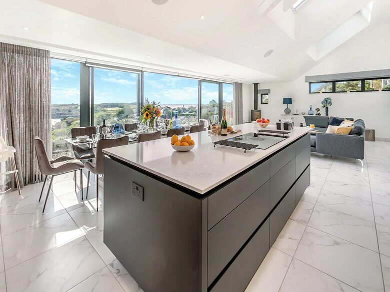 A Contemporary Haven on the Roseland Peninsula - Saint Mawes, United Kingdom