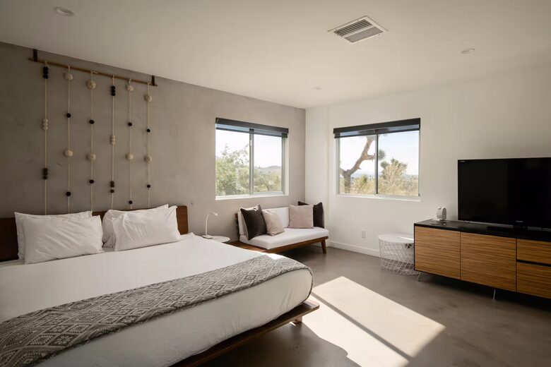 Secluded Joshua Tree Escape on Five Private Acres - Joshua Tree, California