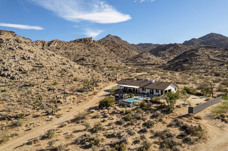 Secluded Joshua Tree Escape on Five Private Acres - Joshua Tree, California