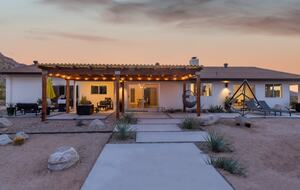 Secluded Joshua Tree Escape on Five Private Acres - Joshua Tree, California