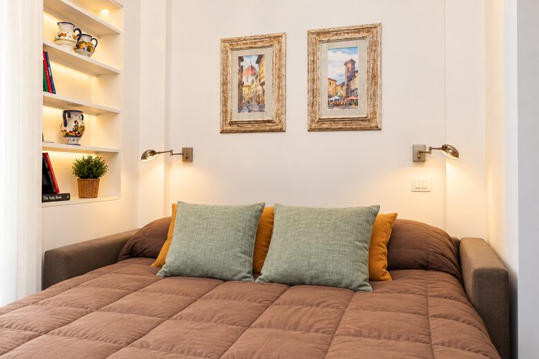 Chic Apartment Steps from the Duomo - Florence - Florence, Italy