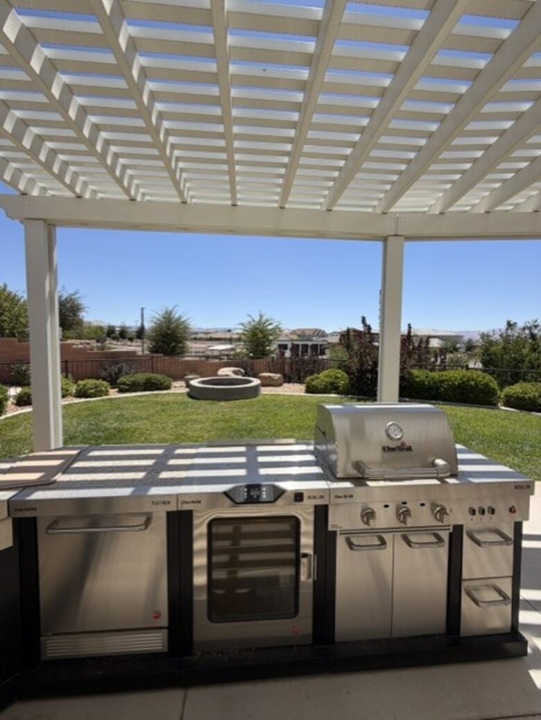 Relaxed St. George Living with Sweeping Sunset Views - St. George, Utah