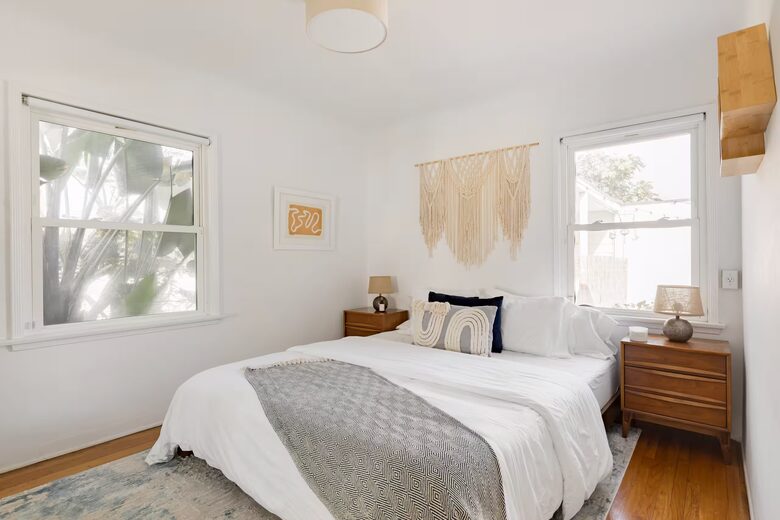 Private Venice Retreat Steps from the Beach - Maria del Rey, California