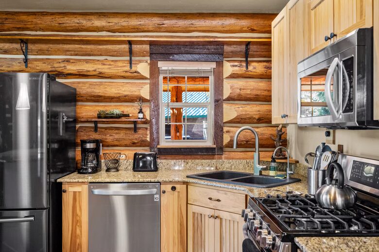 Montana Mountain Escape on Two Wooded Acres - Columbia Falls, Montana