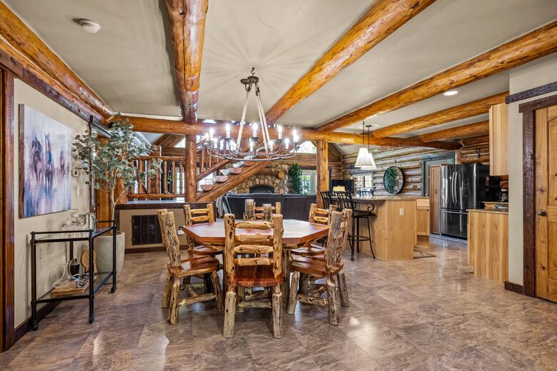 Montana Mountain Escape on Two Wooded Acres - Columbia Falls, Montana