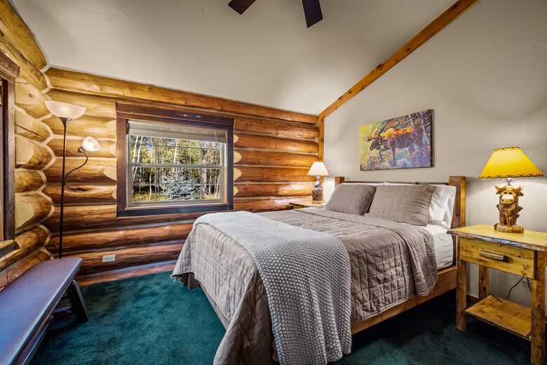 Montana Mountain Escape on Two Wooded Acres - Columbia Falls, Montana
