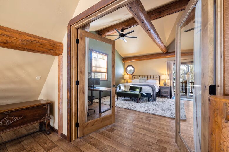Montana Mountain Escape on Two Wooded Acres - Columbia Falls, Montana