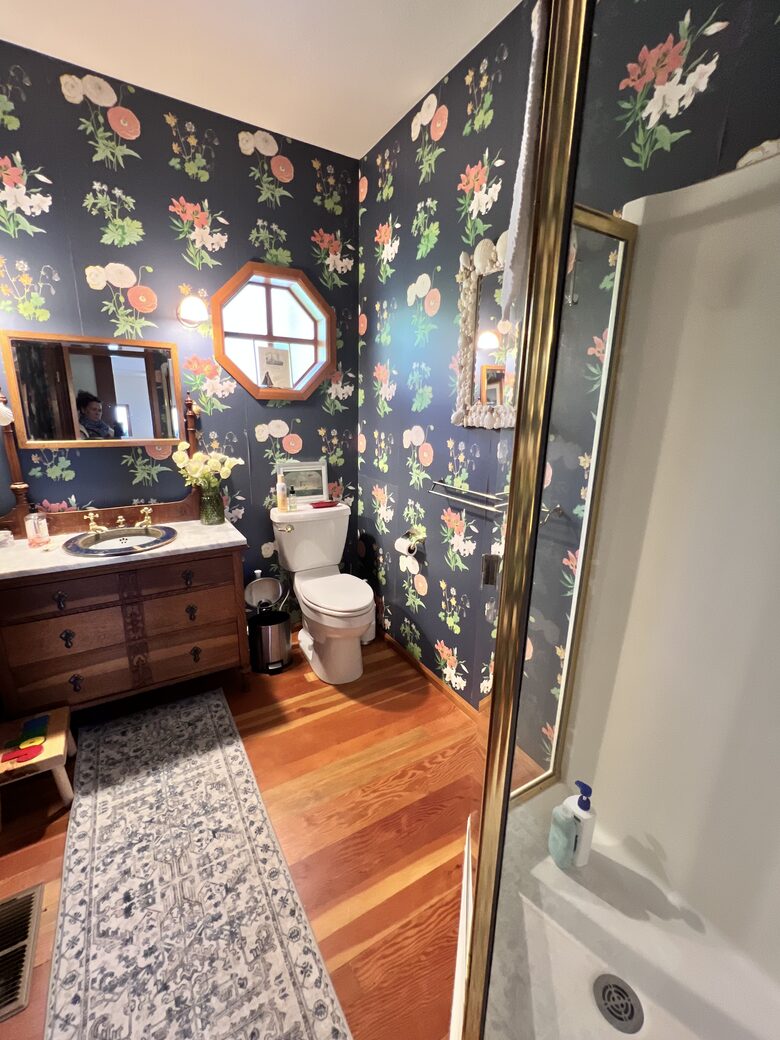 Liberty Bay Retreat with Olympic Mountain Views - Poulsbo, Washington