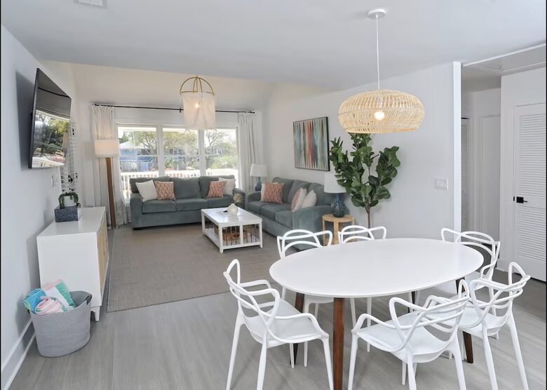 Isle of Palms Beach Retreat with Lagoon-Side Firepit - Isle of Palms, South Carolina