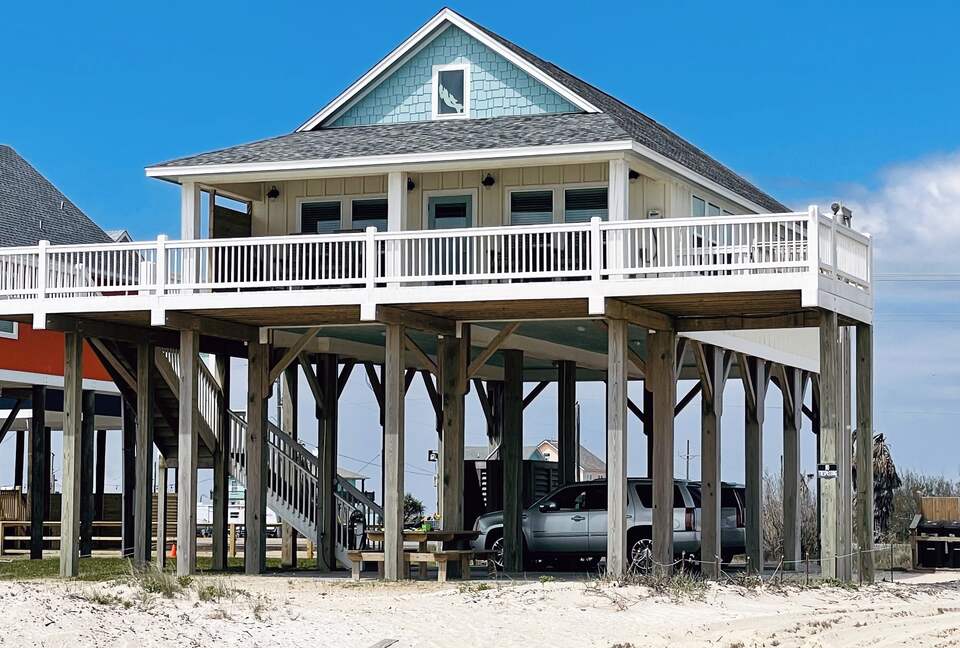 Beachfront Escape on the Bolivar Peninsula - Port Bolivar, Texas