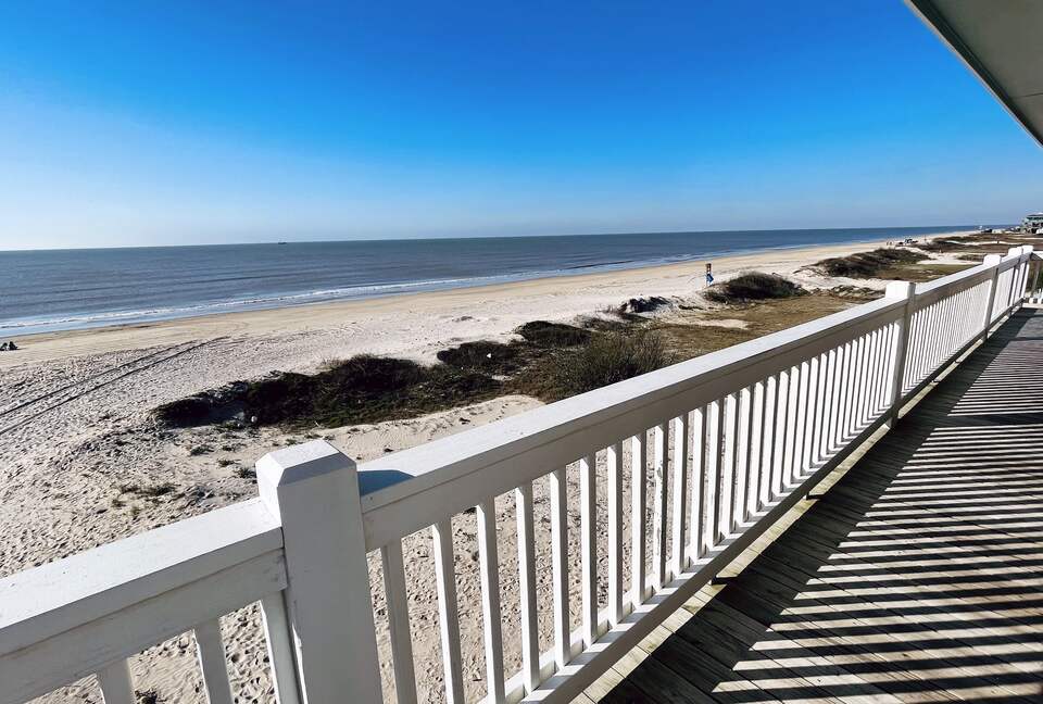 Beachfront Escape on the Bolivar Peninsula - Port Bolivar, Texas