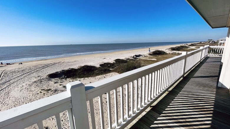 Beachfront Escape on the Bolivar Peninsula - Port Bolivar, Texas