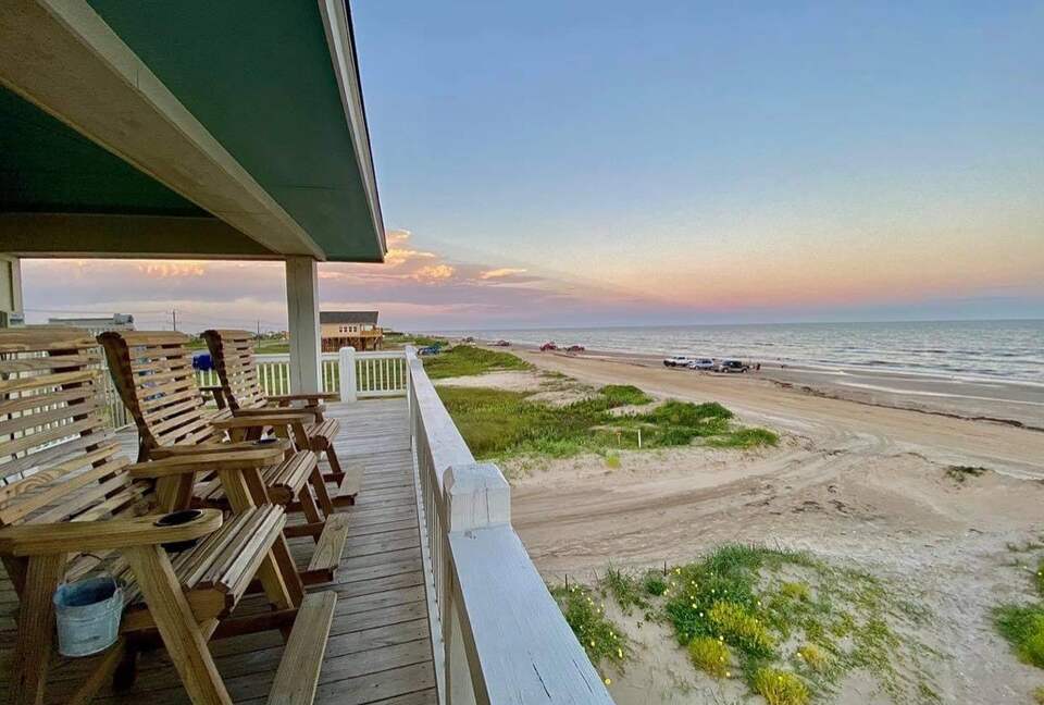 Beachfront Escape on the Bolivar Peninsula - Port Bolivar, Texas