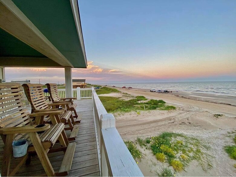 Beachfront Escape on the Bolivar Peninsula - Port Bolivar, Texas