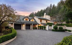 Private Calistoga Estate Surrounded by Woodlands - Calistoga, California