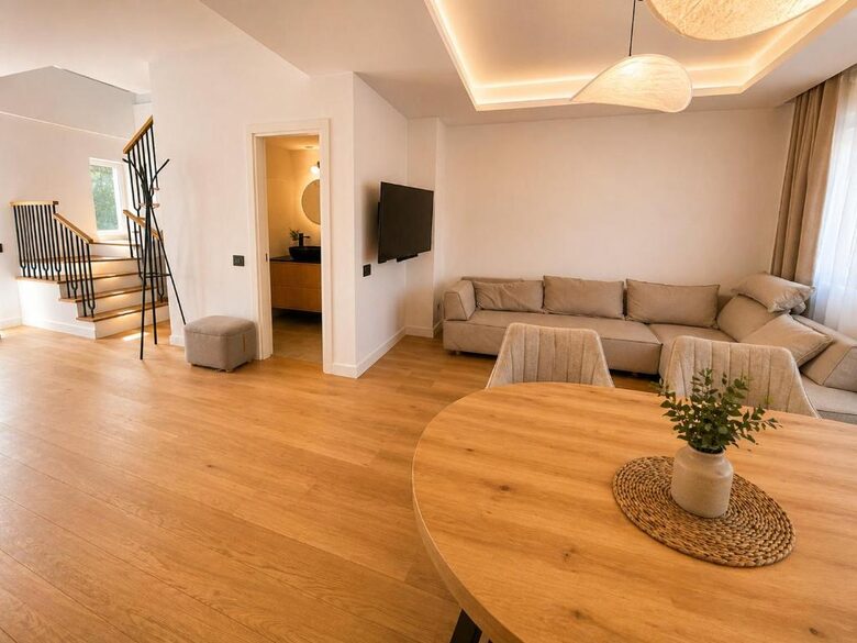 Refined 120 sqm Villa with Garden Views and Modern Comforts - Otopeni, Romania