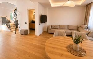 Refined 120 sqm Villa with Garden Views and Modern Comforts - Otopeni, Romania