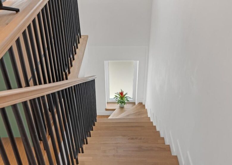Refined 130 sqm Villa with Garden Views and Modern Comforts - Otopeni, Romania