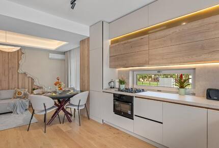 Refined 130 sqm Villa with Garden Views and Modern Comforts - Otopeni, Romania