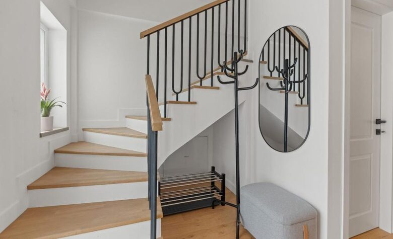 Refined 130 sqm Villa with Garden Views and Modern Comforts - Otopeni, Romania