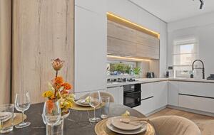 Refined 130 sqm Villa with Garden Views and Modern Comforts - Otopeni, Romania