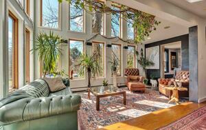 1725 Maine Farmhouse with Pool Near Portland's Waterfront - Falmouth, Maine