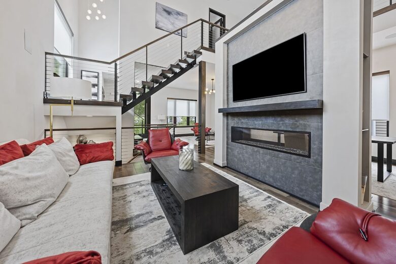 Elegant Royal Oak Escape - Royal Oak, Michigan