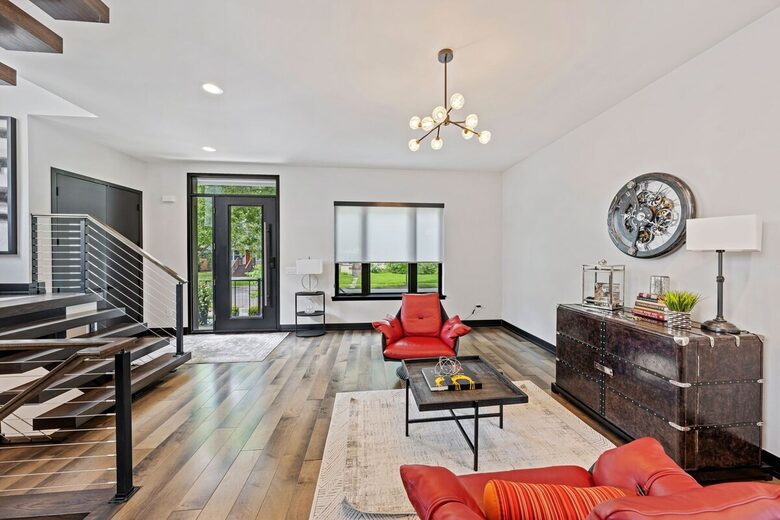 Elegant Royal Oak Escape - Royal Oak, Michigan