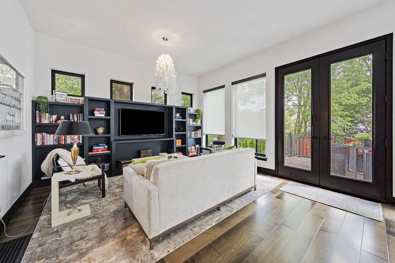 Elegant Royal Oak Escape - Royal Oak, Michigan