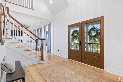 Southern Retreat with Pool and Private Putting Green - Pawleys Island, South Carolina