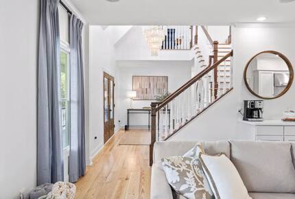 Southern Retreat with Pool and Private Putting Green - Pawleys Island, South Carolina