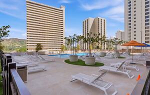 Waikiki Condo with Partial Ocean Views and Resort Amenities - Honolulu, Hawaii