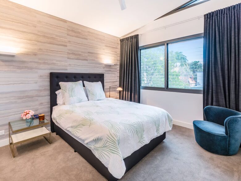 Designer Coogee Apartment with Entertainer’s Terrace - Sydney, Australia