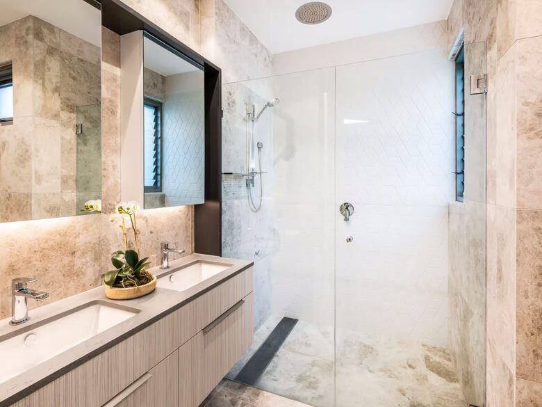 Designer Coogee Apartment with Entertainer’s Terrace - Sydney, Australia