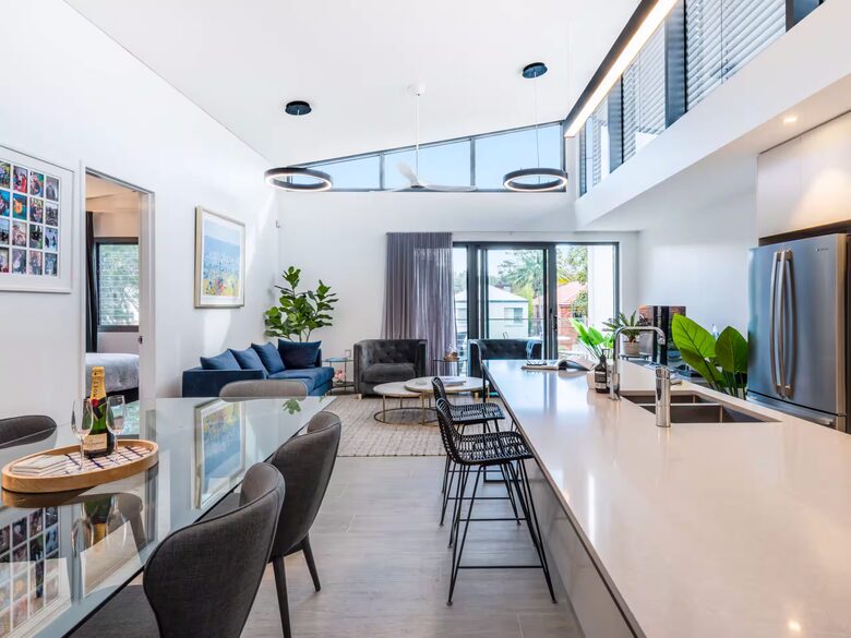 Designer Coogee Apartment with Entertainer’s Terrace - Sydney, Australia