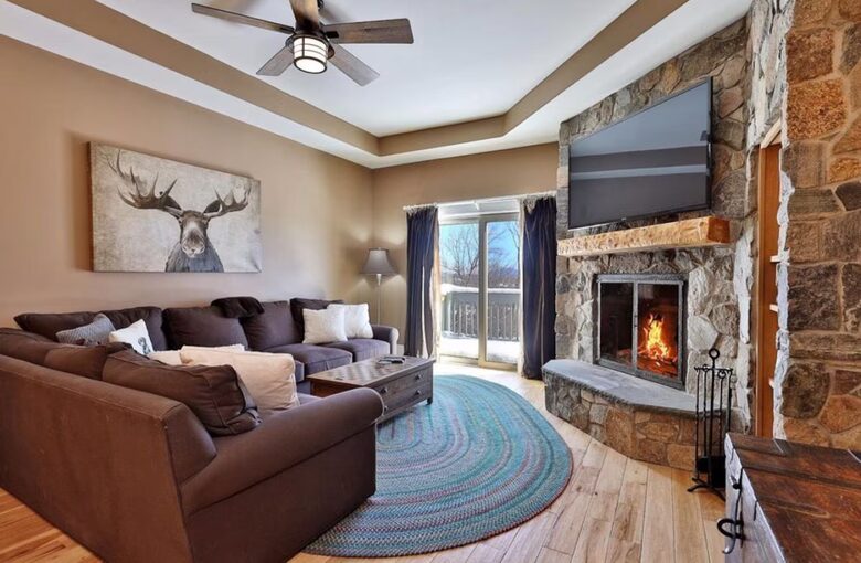 Okemo Mountain Getaway with Ski-In/Ski-Out Access - Ludlow, Vermont