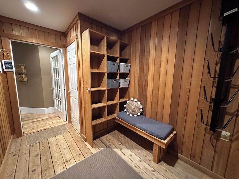 Okemo Mountain Getaway with Ski-In/Ski-Out Access - Ludlow, Vermont